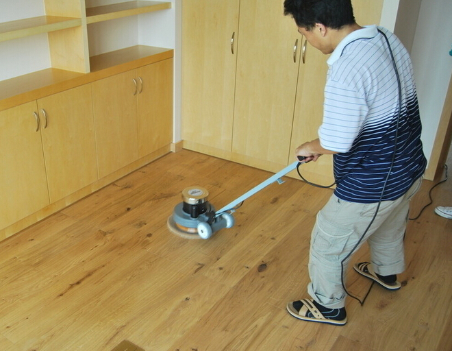 大連保潔地板打蠟